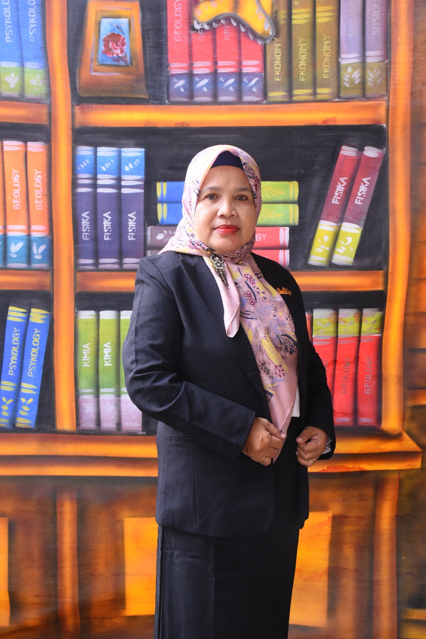 Kepala Sekolah SMP Darul Mustofa