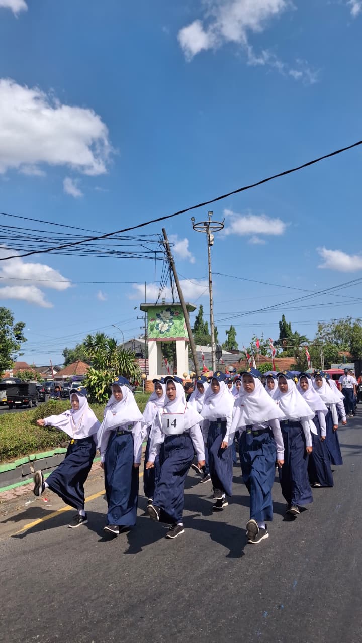 HUT Kemerdekaan RI Ke 81 Gerak Jalan Tingkat Kec. Burneh